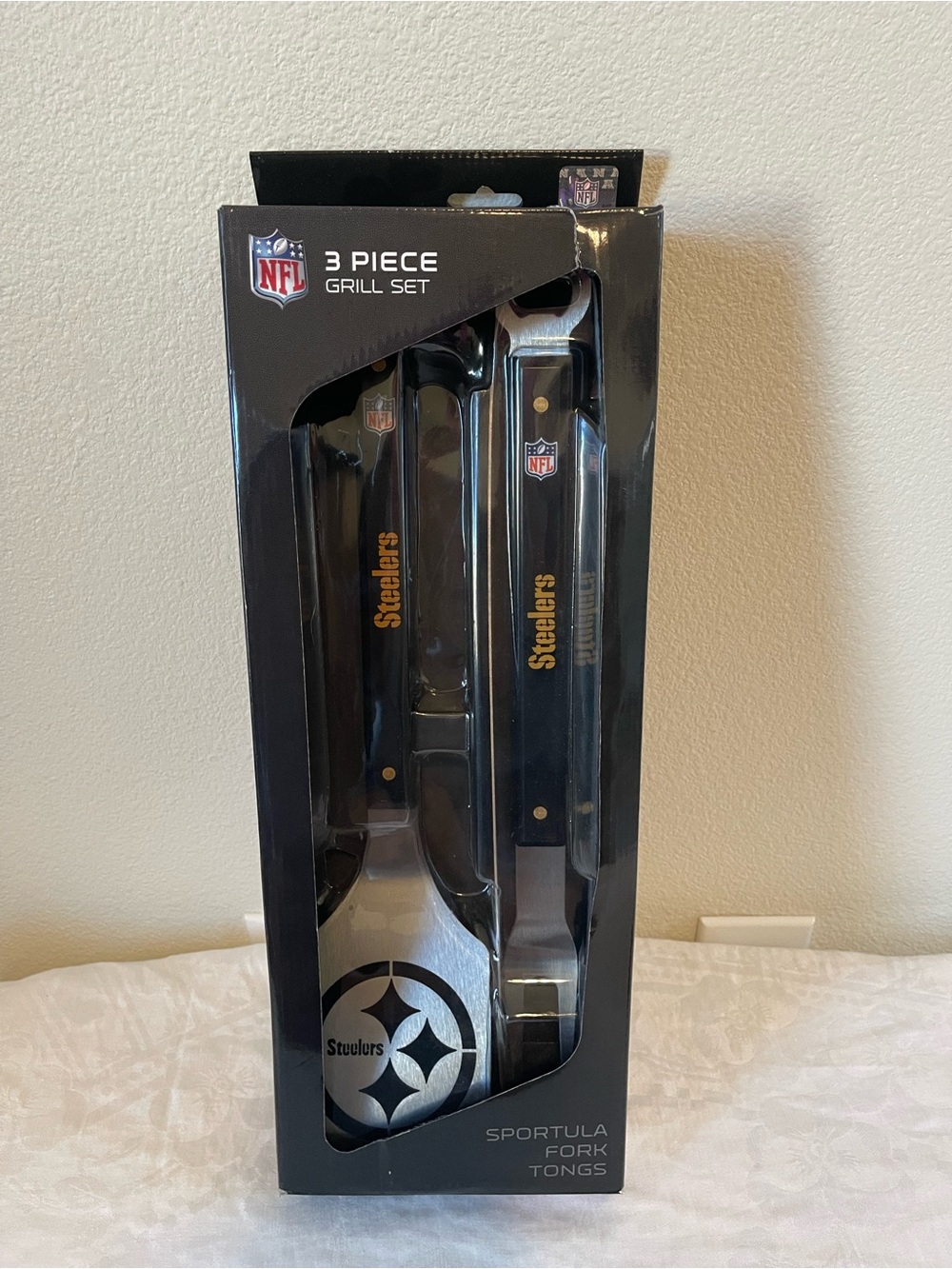 NFL Pittsburgh Steelers Black and Gold 3-Piece Grill Set